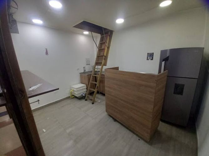 Local en arriendo en El Chagualo, Medellín, 16 m² · foto 6 de 6