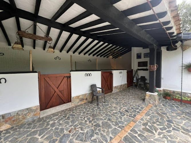Casa de 4 alcobas en venta en Llano Grande, Rionegro, 490 m² · foto 5 de 24