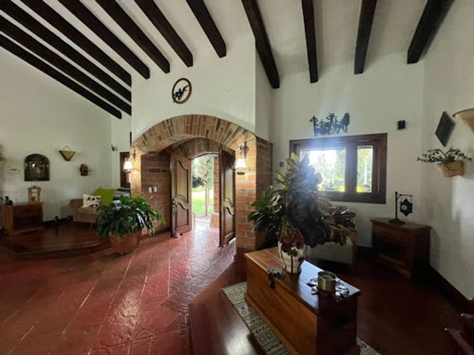 Casa de 4 alcobas en venta en Llano Grande, Rionegro, 490 m² · foto 14 de 24