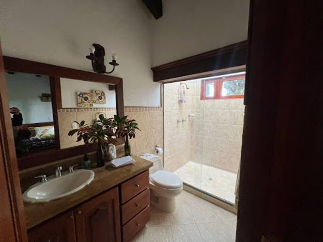 Casa de 4 alcobas en venta en Llano Grande, Rionegro, 490 m² · foto 15 de 24