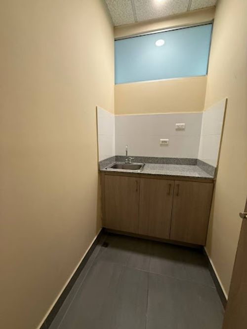 Oficina en arriendo en Milla De Oro, Medellín, 50 m² · foto 12 de 16