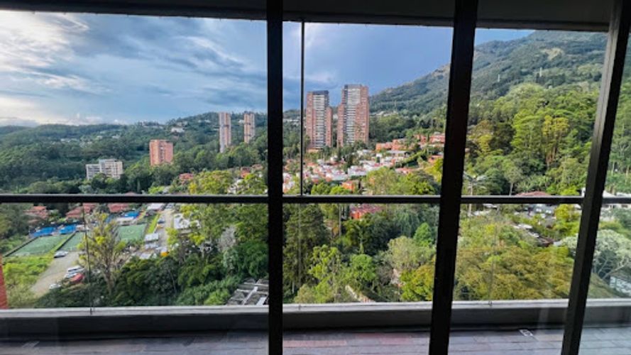 Apartamento de 1 alcoba en arriendo en Cola Del Zorro, Medellín, 105 m² · foto 6 de 6