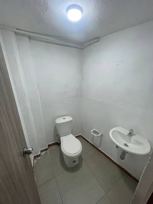 Local en arriendo en Centro, Bello, 240 m² · foto 12 de 13