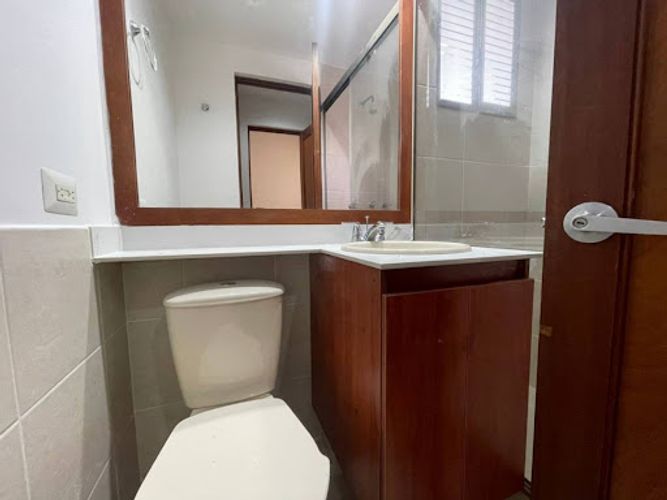 Casa de 4 alcobas en arriendo en Medellín, 250 m² · foto 12 de 24
