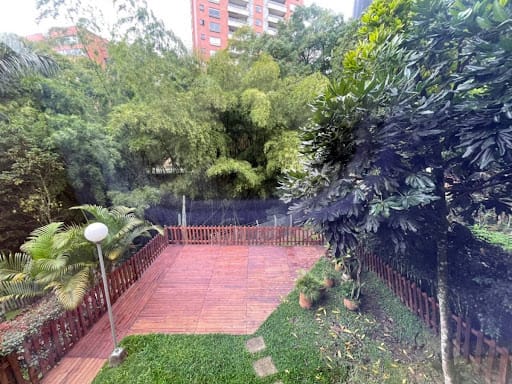Casa de 4 alcobas en arriendo en Medellín, 250 m² · foto 17 de 24