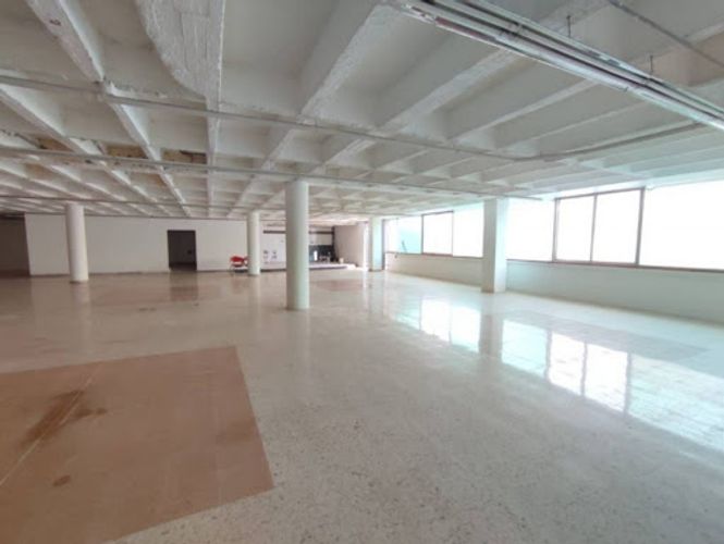 Local en arriendo en Centro, Rionegro, 890 m² · foto 2 de 11