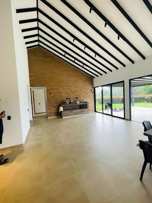 Finca en arriendo en El Tablazo, Rionegro, 300 m² · foto 4 de 18
