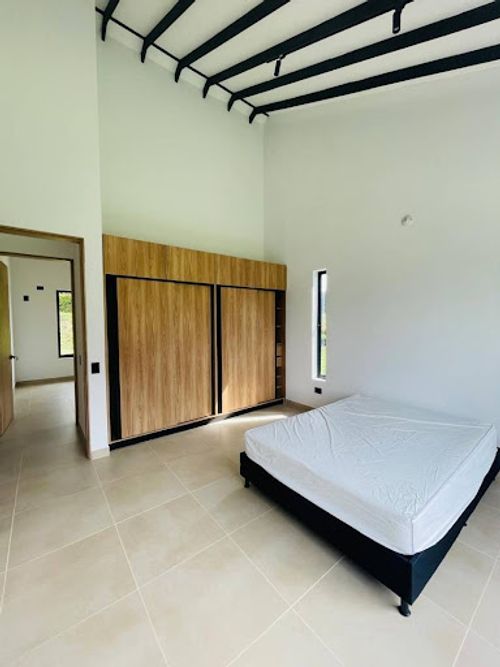 Finca en arriendo en El Tablazo, Rionegro, 300 m² · foto 9 de 18