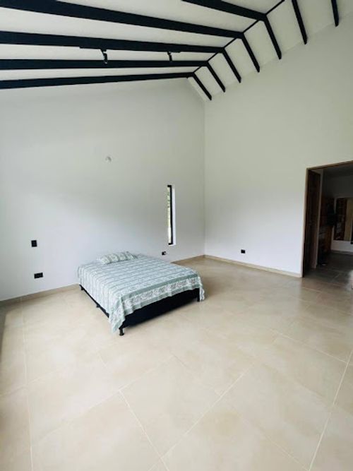 Finca en arriendo en El Tablazo, Rionegro, 300 m² · foto 11 de 18