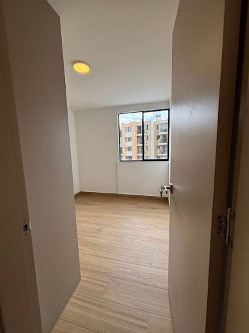 Apartamento de 2 alcobas en arriendo en Cuatro Esquinas, Rionegro, 56 m² · foto 5 de 17