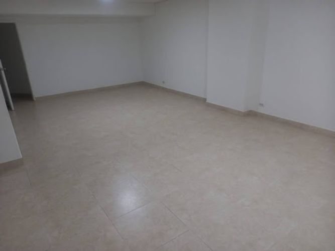 Local en arriendo en La Candelaria, Medellín, 70 m² · foto 4 de 8