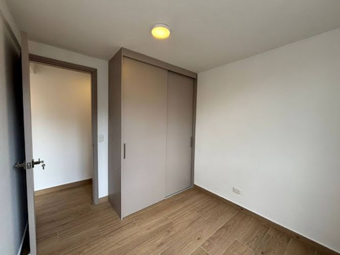 Apartamento de 2 alcobas en arriendo en Cuatro Esquinas, Rionegro, 56 m² · foto 7 de 17