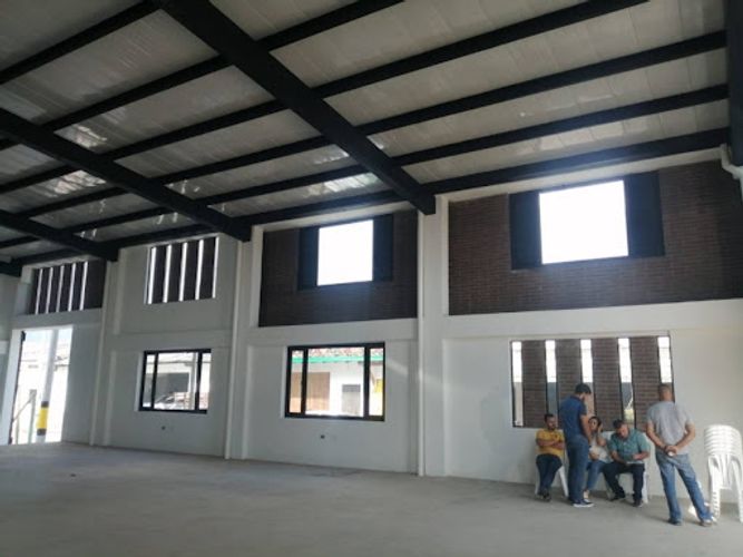 Local en arriendo en La Ceja, 305 m² · foto 3 de 10