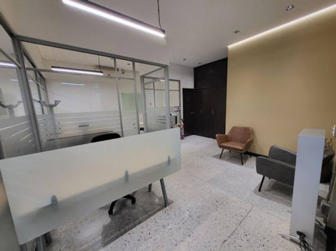 Oficina en arriendo en Primavera, Envigado, 478 m² · foto 6 de 24
