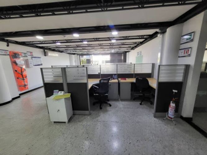 Oficina en arriendo en Primavera, Envigado, 478 m² · foto 11 de 24