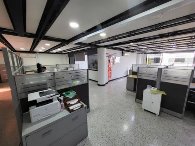 Oficina en arriendo en Primavera, Envigado, 478 m² · foto 15 de 24