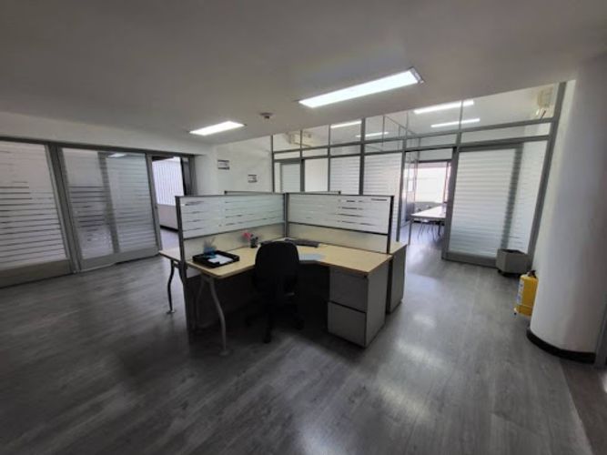 Oficina en arriendo en Primavera, Envigado, 478 m² · foto 18 de 24