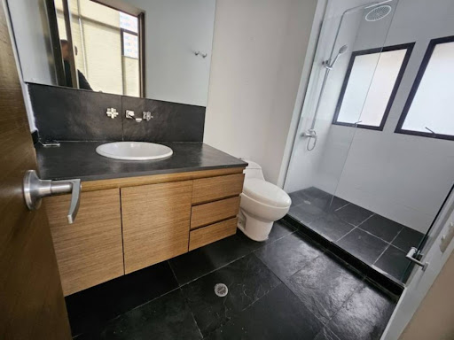 Apartamento en arriendo en La Tomatera, Medellín · foto 15 de 24