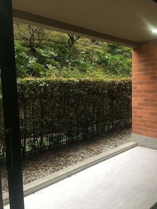 Apartamento de 2 alcobas en venta en Llano Grande, Rionegro, 69 m² · foto 2 de 14