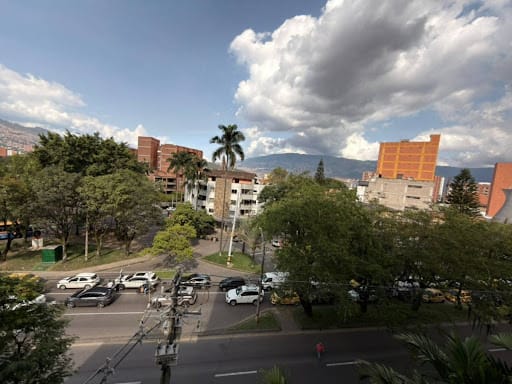Oficina en arriendo en Lorena, Medellín, 32 m² · foto 7 de 8