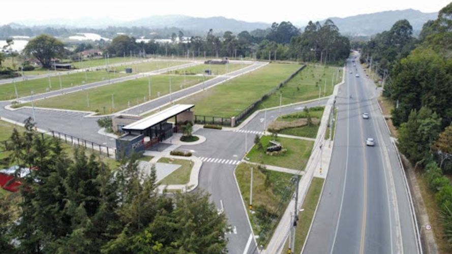 Lote en venta en El Tablazo, Rionegro, 353 m² · foto 2 de 7