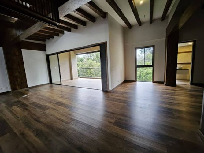 Apartamento de 3 alcobas en arriendo en Llano Grande, Rionegro, 320 m² · foto 2 de 24