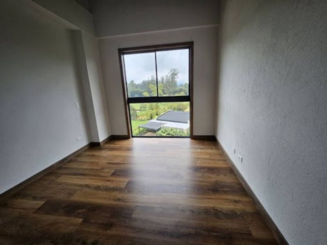Apartamento de 3 alcobas en arriendo en Llano Grande, Rionegro, 320 m² · foto 16 de 24