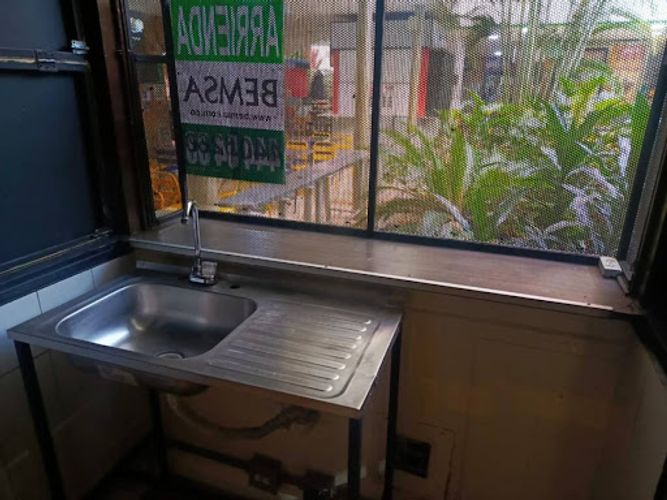 Local en arriendo en La Candelaria, Medellín · foto 4 de 7