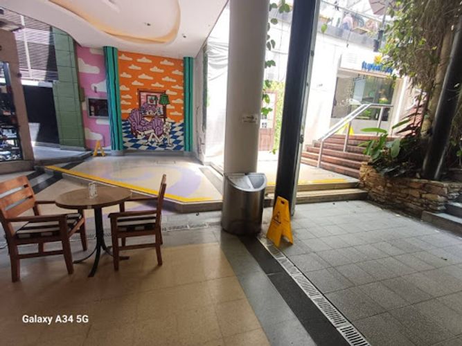 Local en arriendo en Oviedo, Medellín, 73 m² · foto 9 de 10