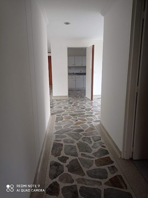 Apartamento de 3 alcobas en arriendo en Las Lomas No.2, Medellín, 142 m² · foto 18 de 24