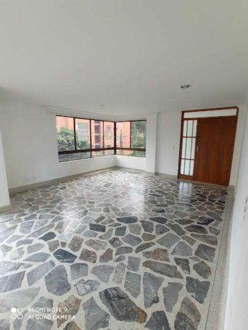 Apartamento de 3 alcobas en arriendo en Las Lomas No.2, Medellín, 142 m² · foto 19 de 24