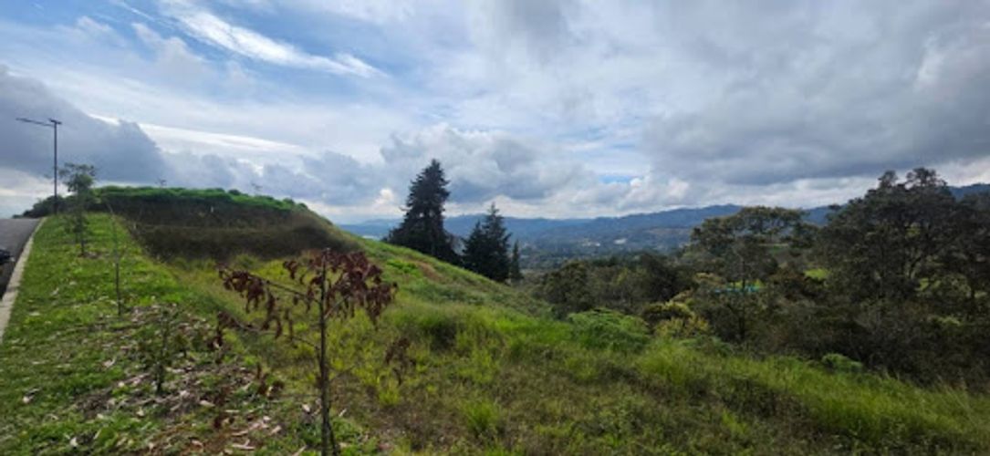 Lote en venta en El Porvenir, Rionegro, 2774 m² · foto 9 de 11