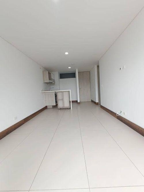 Apartamento de 2 alcobas en arriendo en Aves Maria, Sabaneta, 75 m² · foto 3 de 13