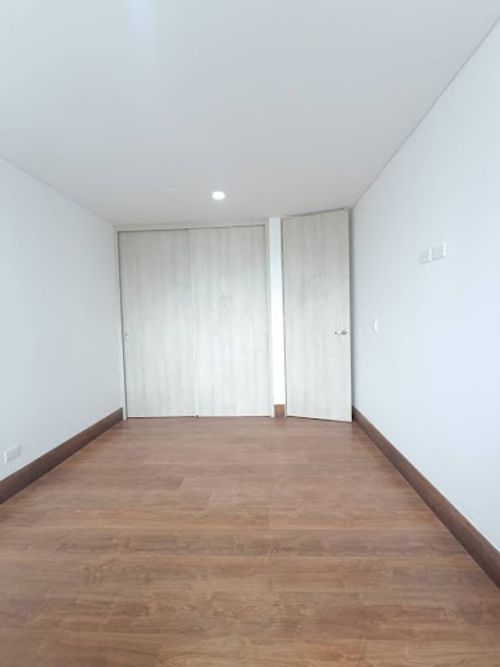 Apartamento de 2 alcobas en arriendo en Aves Maria, Sabaneta, 75 m² · foto 8 de 13