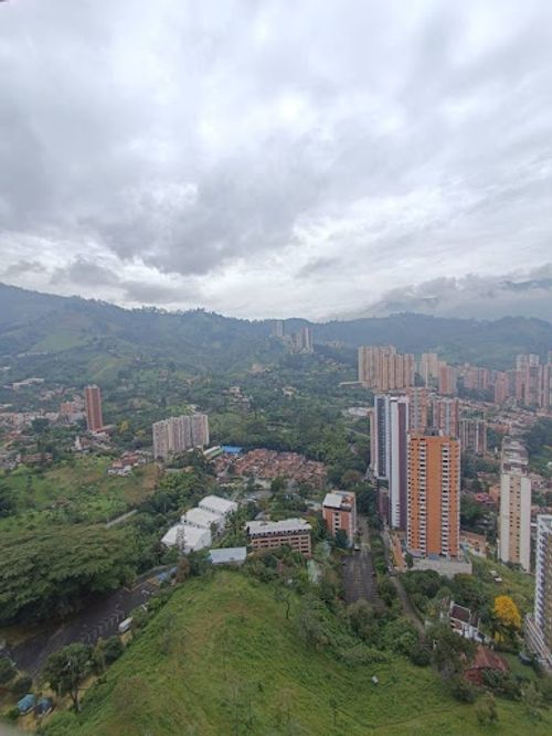 Apartamento de 2 alcobas en arriendo en Aves Maria, Sabaneta, 75 m² · foto 13 de 13