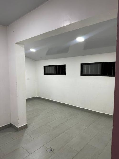 Local en arriendo en San Agustin, La Estrella, 13 m² · foto 2 de 6