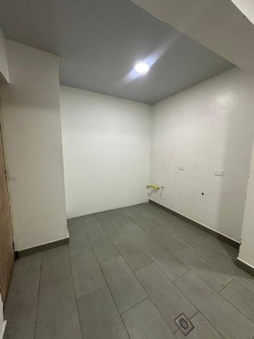 Local en arriendo en San Agustin, La Estrella, 13 m² · foto 3 de 6