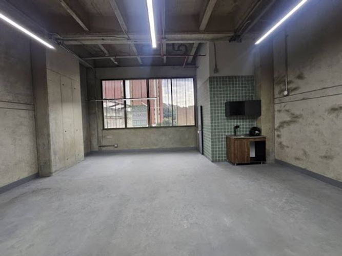 Local en arriendo en Bombona No.1, Medellín, 98 m² · foto 9 de 16