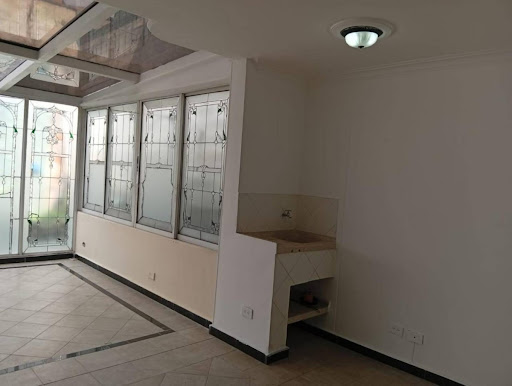 Casa en arriendo en Las Palmas, Medellín · foto 13 de 24