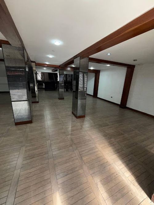 Local en arriendo en La Florida, Medellín, 700 m² · foto 10 de 24