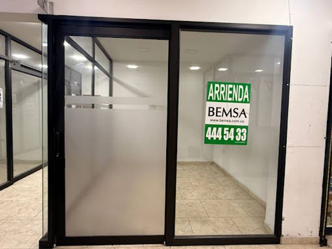 Local en arriendo en Centro, La Estrella, 25 m² · foto 3 de 24