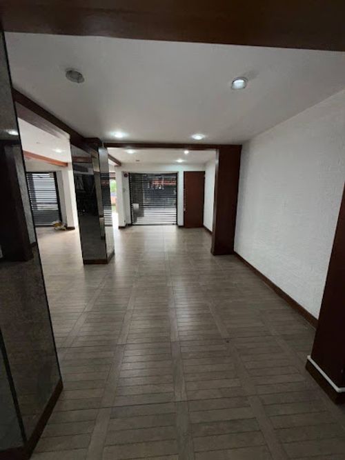 Local en arriendo en La Florida, Medellín, 700 m² · foto 19 de 24