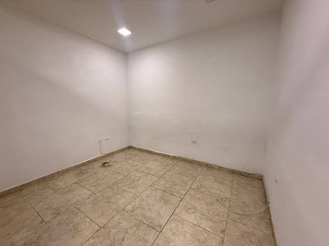 Local en arriendo en Centro, La Estrella, 25 m² · foto 14 de 24