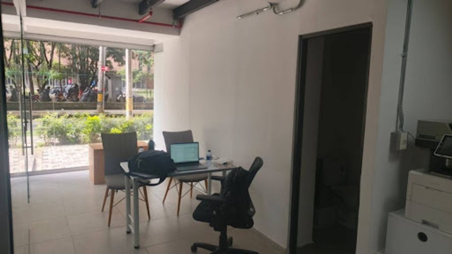 Local en arriendo en Ciudad Del Río, Medellín, 16 m² · foto 3 de 9