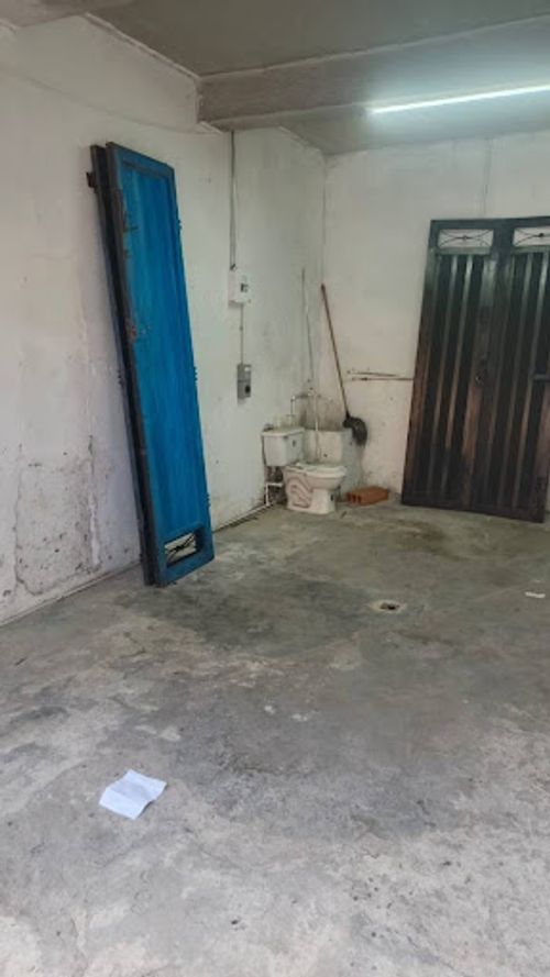 Local en arriendo en Prado, Medellín, 18 m² · foto 2 de 2