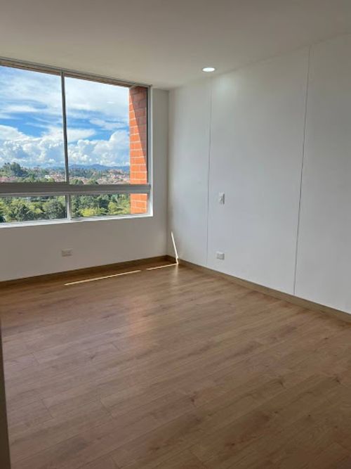 Apartamento de 2 alcobas en arriendo en Los Colegios, Rionegro, 69 m² · foto 2 de 14