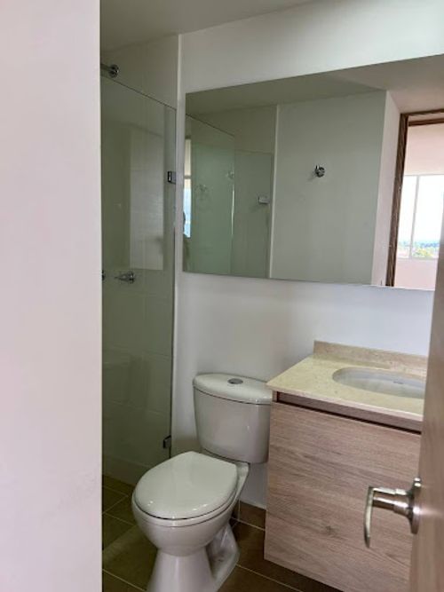 Apartamento de 2 alcobas en arriendo en Los Colegios, Rionegro, 69 m² · foto 7 de 14