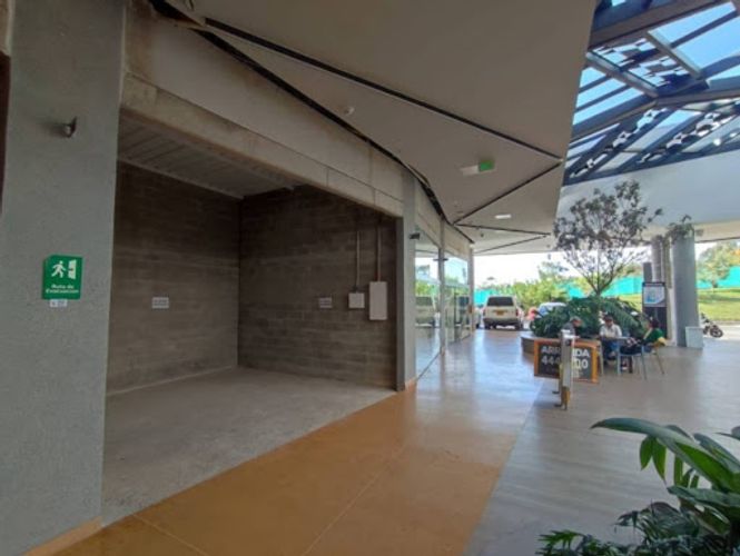 Local en arriendo en Los Colegios, Rionegro, 28 m² · foto 2 de 8