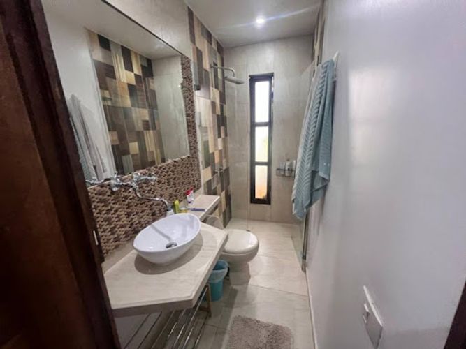 Casa de 4 alcobas en venta en Llano Grande, El Retiro, 290 m² · foto 18 de 24