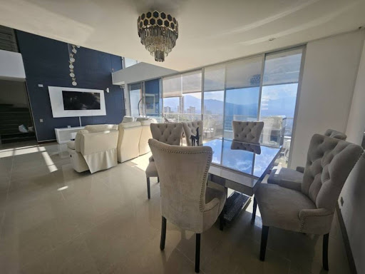 Apartamento en arriendo en El Tesoro, Medellín · foto 7 de 17